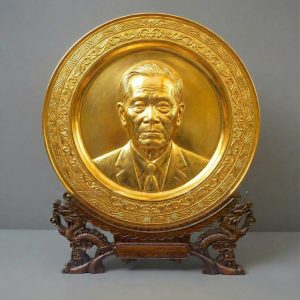 Đĩa Đồng Đúc Nguyên Khối Khắc Chân Dung